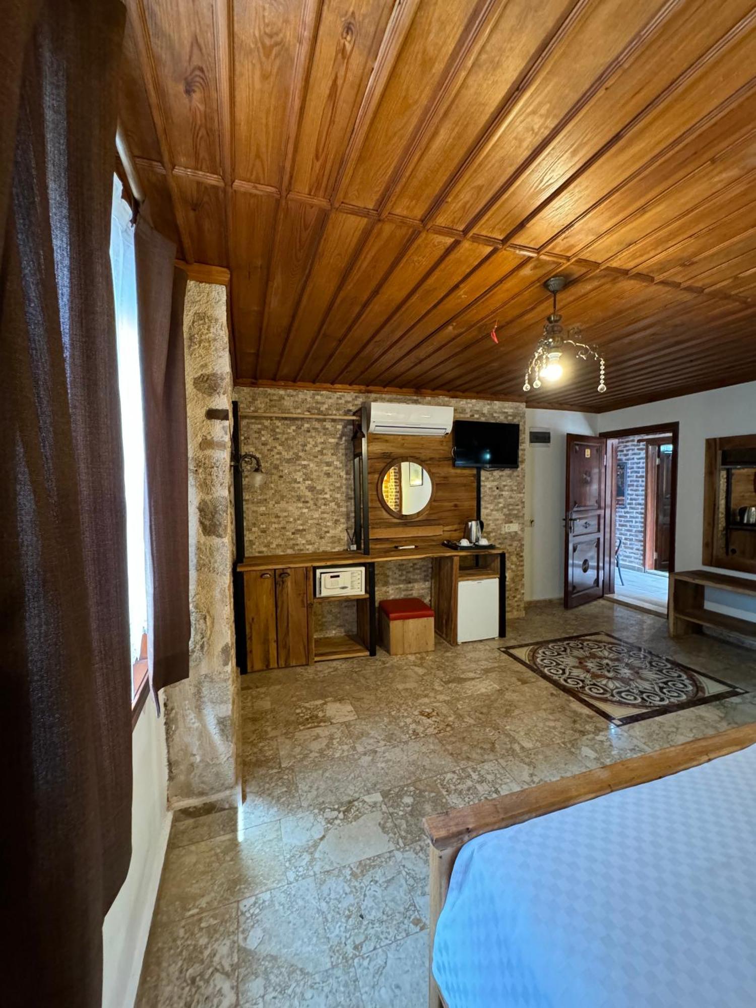 Casa Franco Old Town Otel 2*