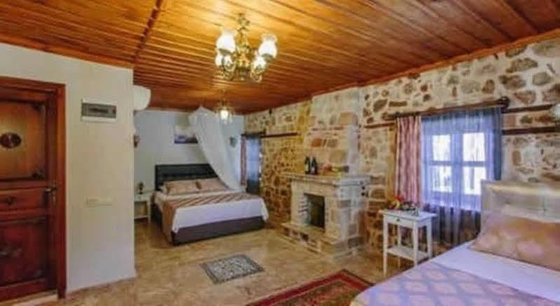 Casa Franco Old Town Otel Antalya